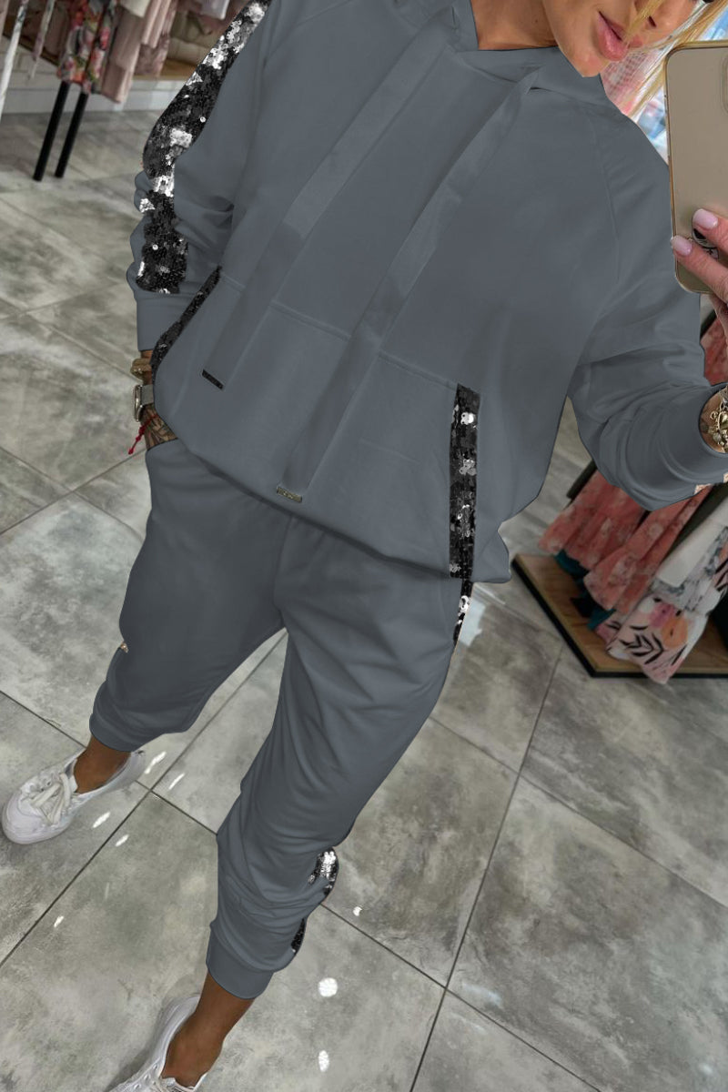 Women’s Sequined Hooded Casual Suit – Stylish & Comfortable Set