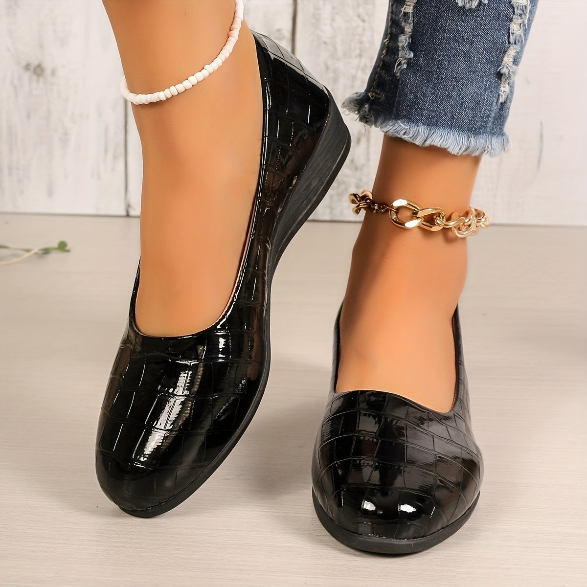 Orthopedic Leather Walking Shoes – Lightweight Anti-Slip Comfort