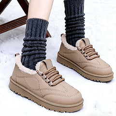 Women’s Lightweight Plush-Lined Lace-Up Shoes